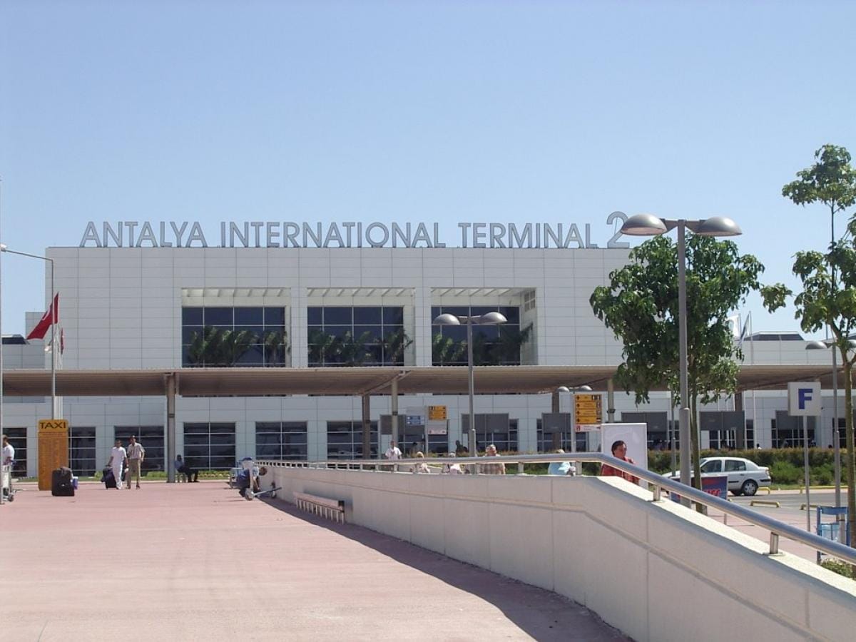 Аэропорт в турции анталия