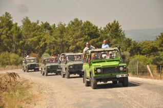 Jeep Safari at the Taurus Mountains Nature and Adventure