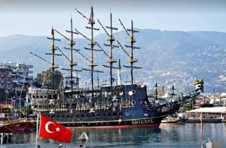 Akdeniz mavi sularında Korsan Tekne turu - Yo Ho Ho! AHOJ!